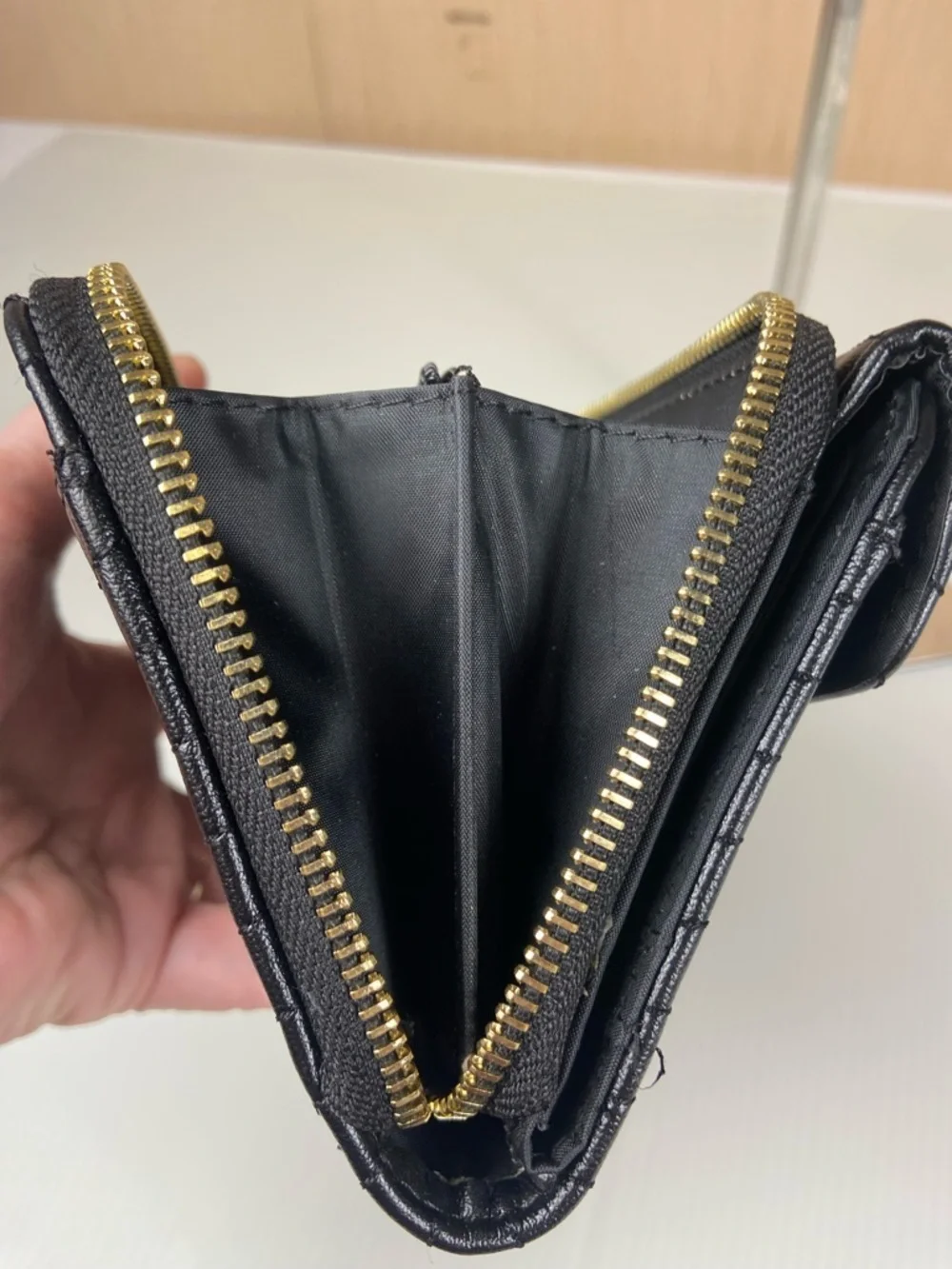 Black Chevron Quilted Phone Wristlet Wallet Clutch Zip Around Organizer